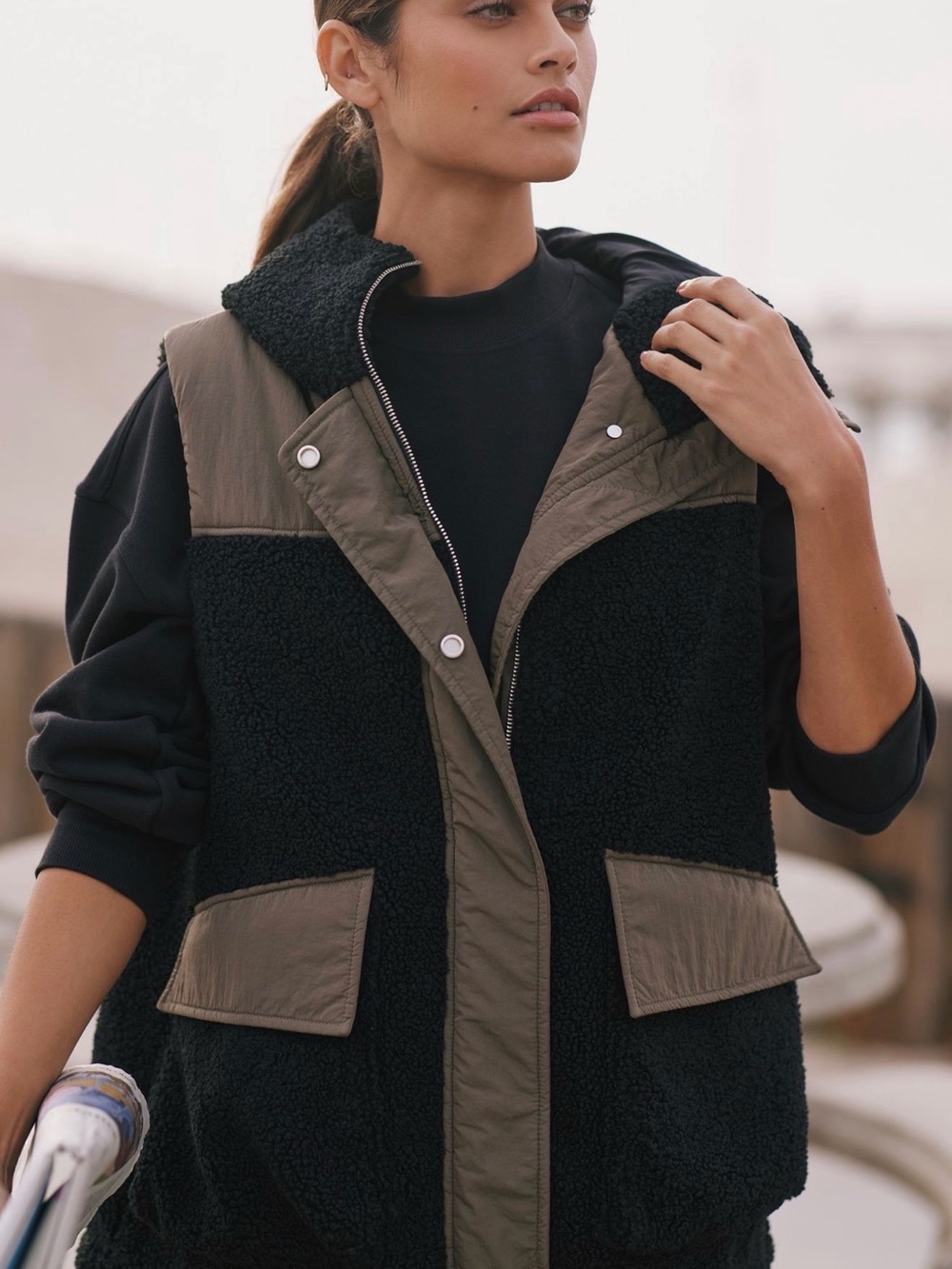 Varley Walker Sherpa Vest with Olive Panels